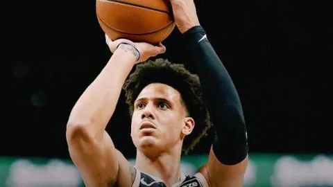 詹俊称赞：切尔西展现赛季巅峰对决，前曼城球星展露超凡天赋